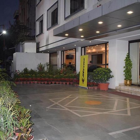 崴巴吾酒店 瓦拉纳西 外观 照片